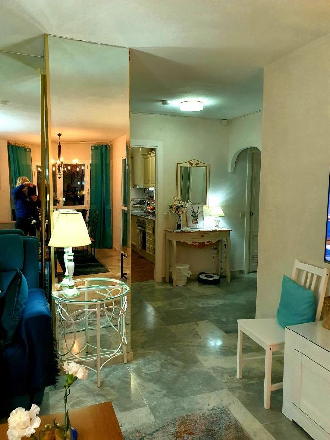 Rymlig Laegenhet Foer 7,8 Persons In Los Boliches, Fuegirola Fuengirola Exterior foto