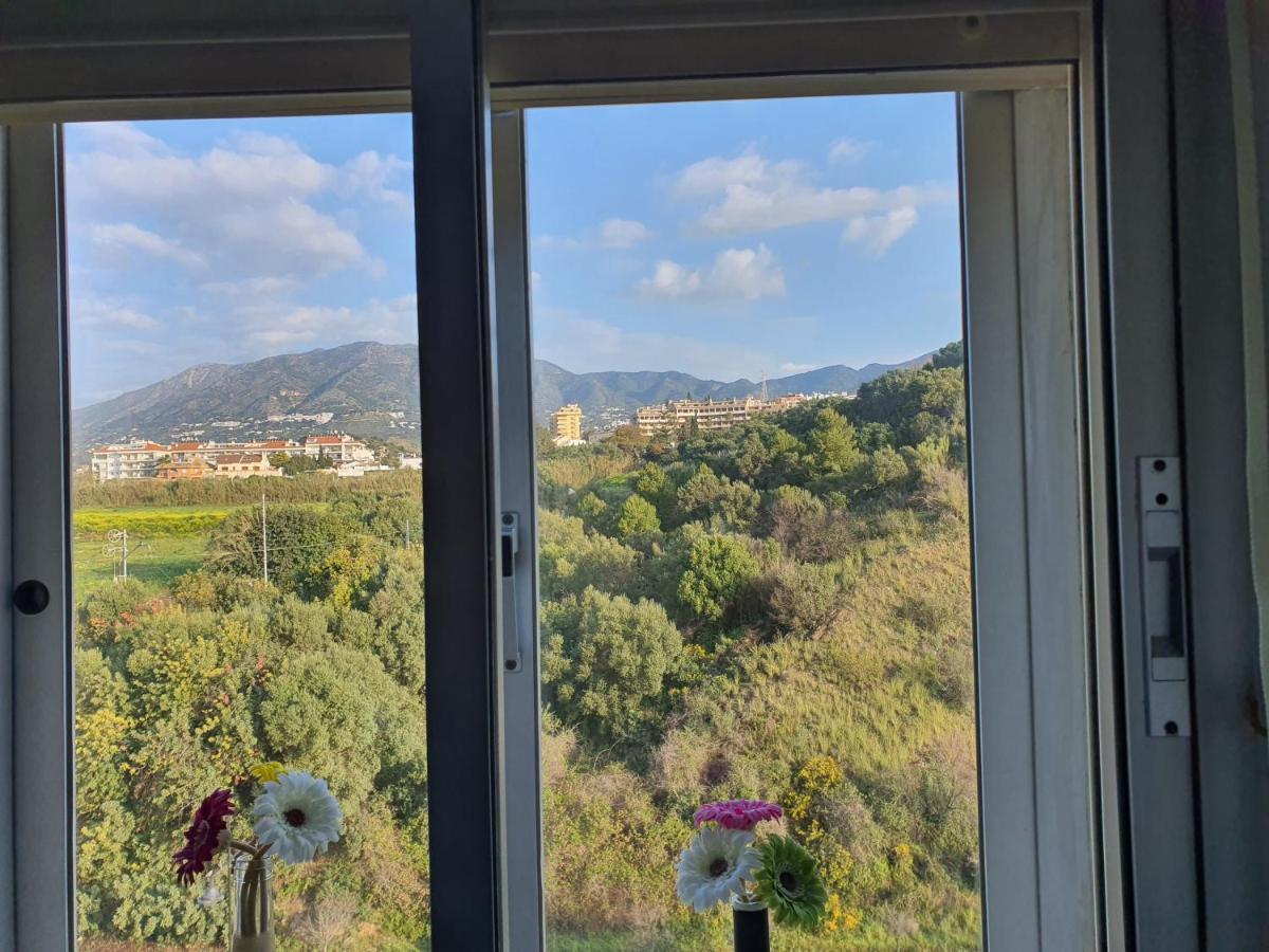 Rymlig Laegenhet Foer 7,8 Persons In Los Boliches, Fuegirola Fuengirola Exterior foto