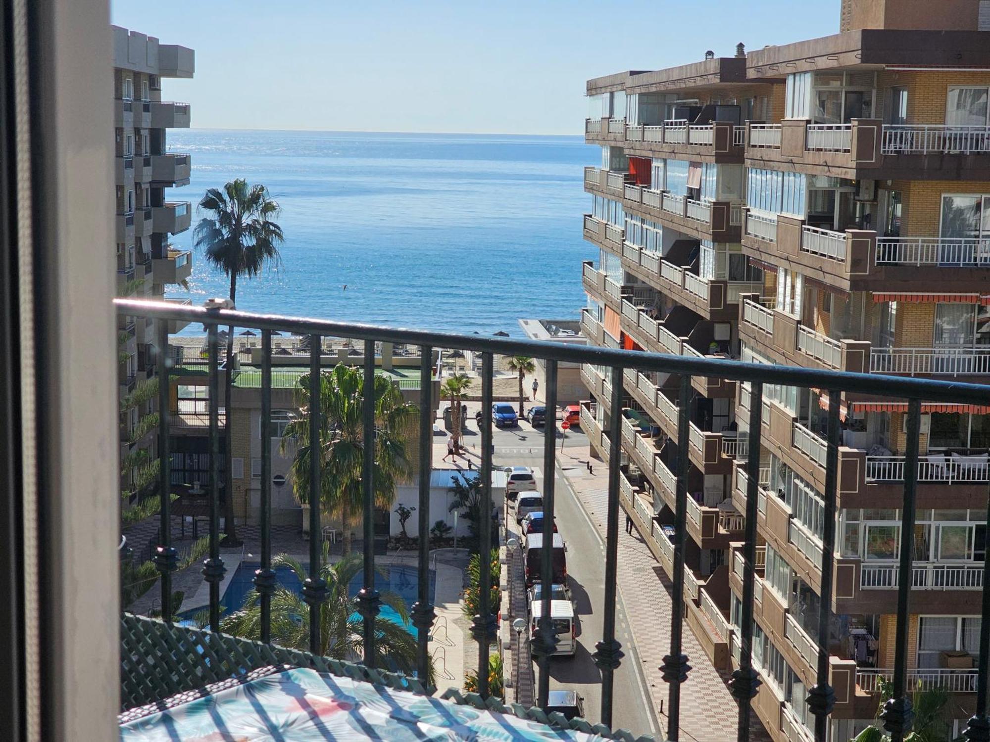 Rymlig Laegenhet Foer 7,8 Persons In Los Boliches, Fuegirola Fuengirola Exterior foto