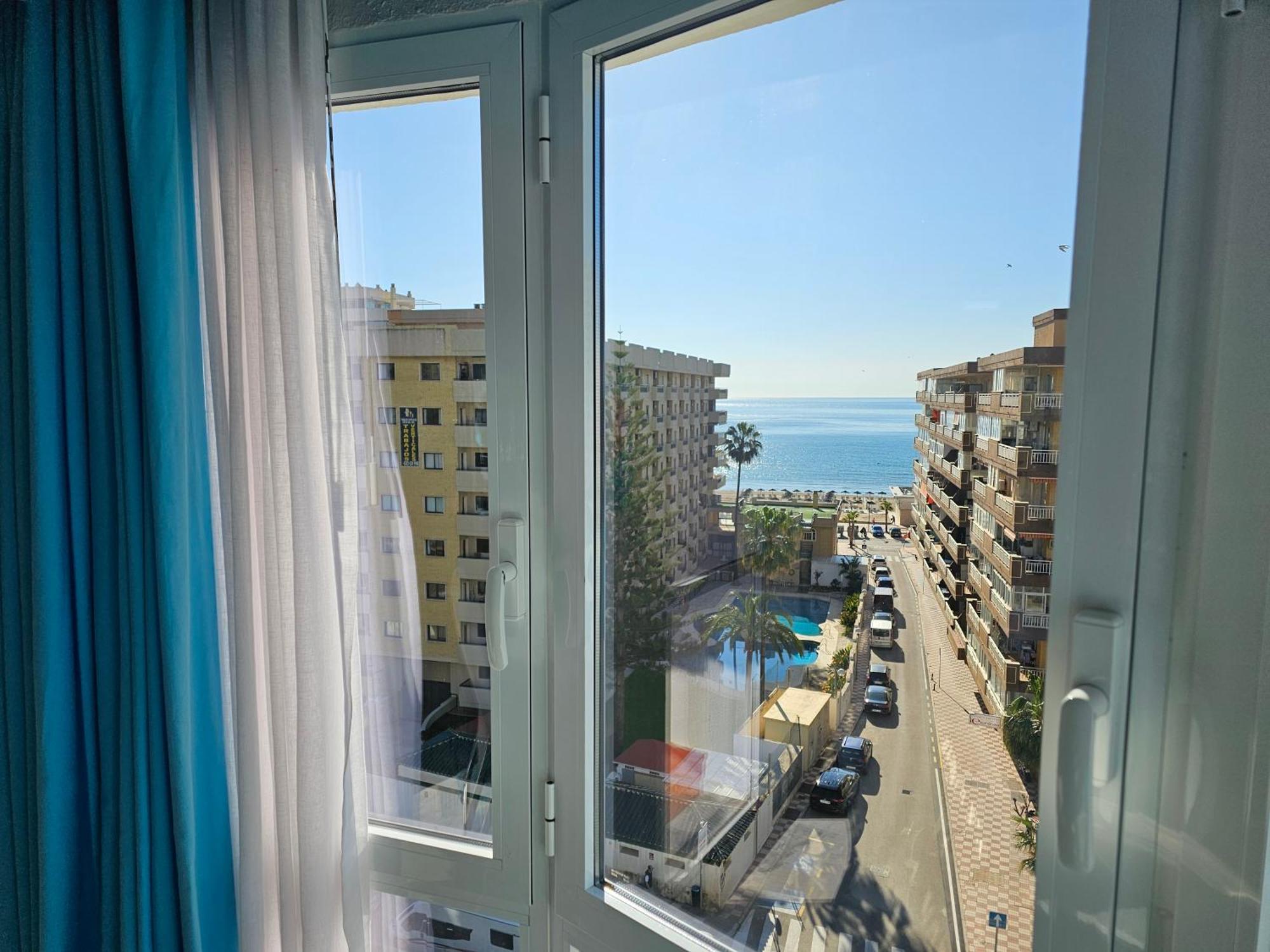 Rymlig Laegenhet Foer 7,8 Persons In Los Boliches, Fuegirola Fuengirola Exterior foto