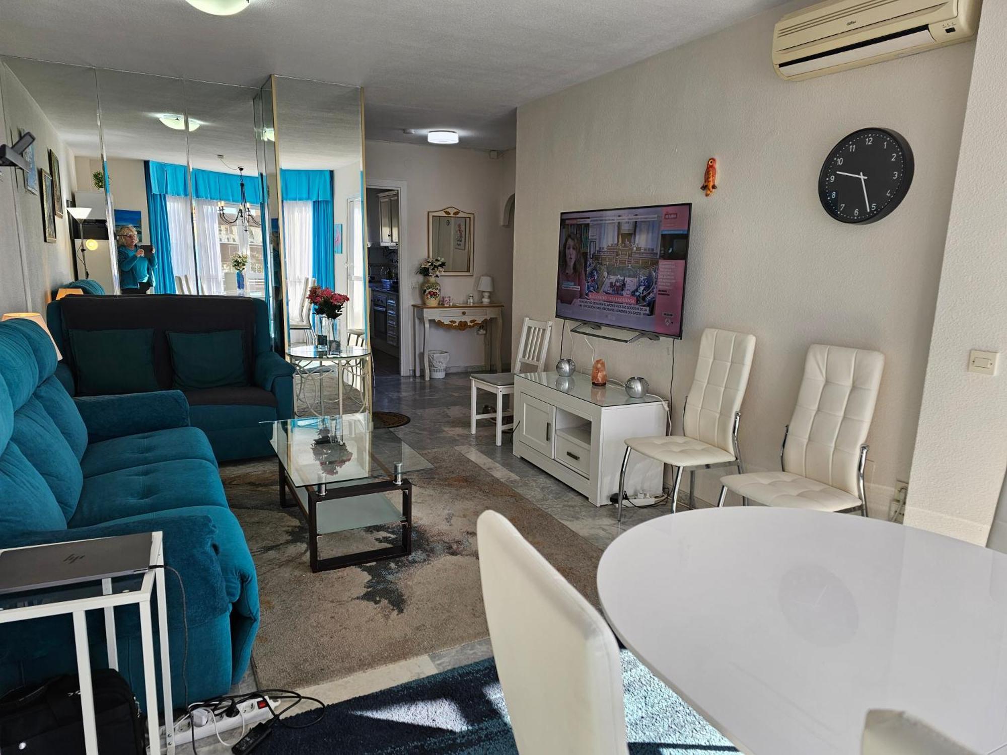 Rymlig Laegenhet Foer 7,8 Persons In Los Boliches, Fuegirola Fuengirola Exterior foto